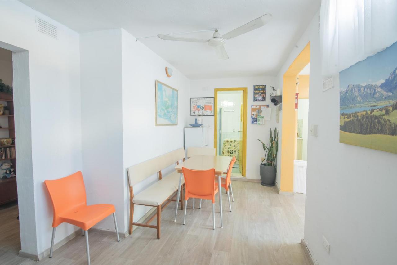 Central Villa Flatlet With Pool - Free Parking And Wifi Lija Bagian luar foto