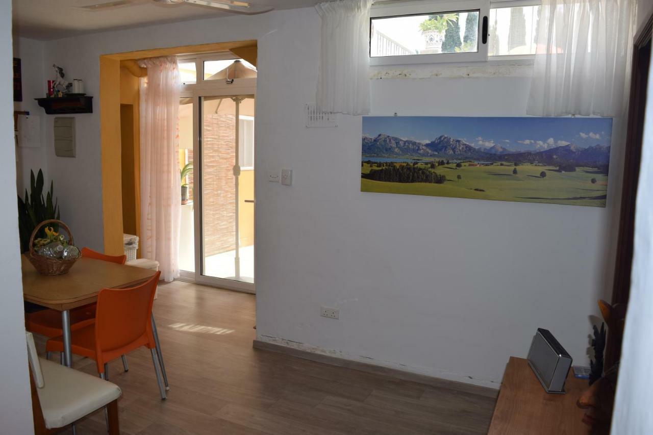 Central Villa Flatlet With Pool - Free Parking And Wifi Lija Bagian luar foto